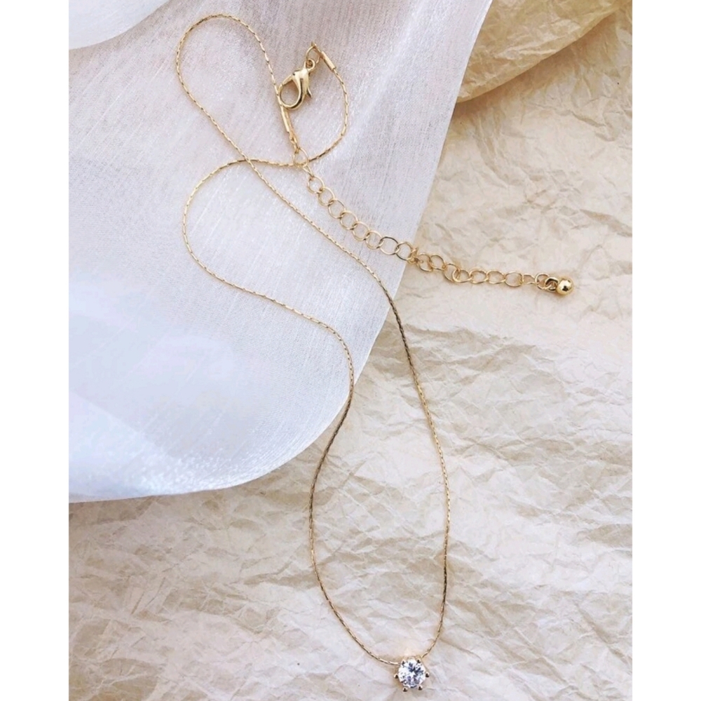 Anthropologie Olivia Classy Minimalist Necklace - Picture 3 of 6